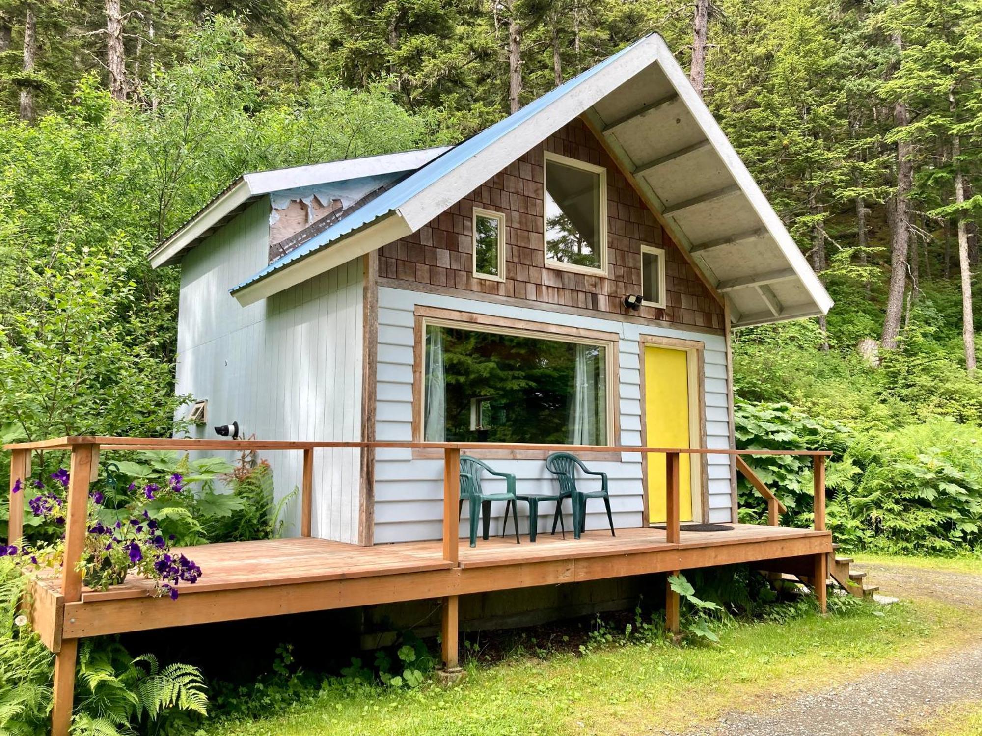 Beach Roadhouse Haines Bagian luar foto
